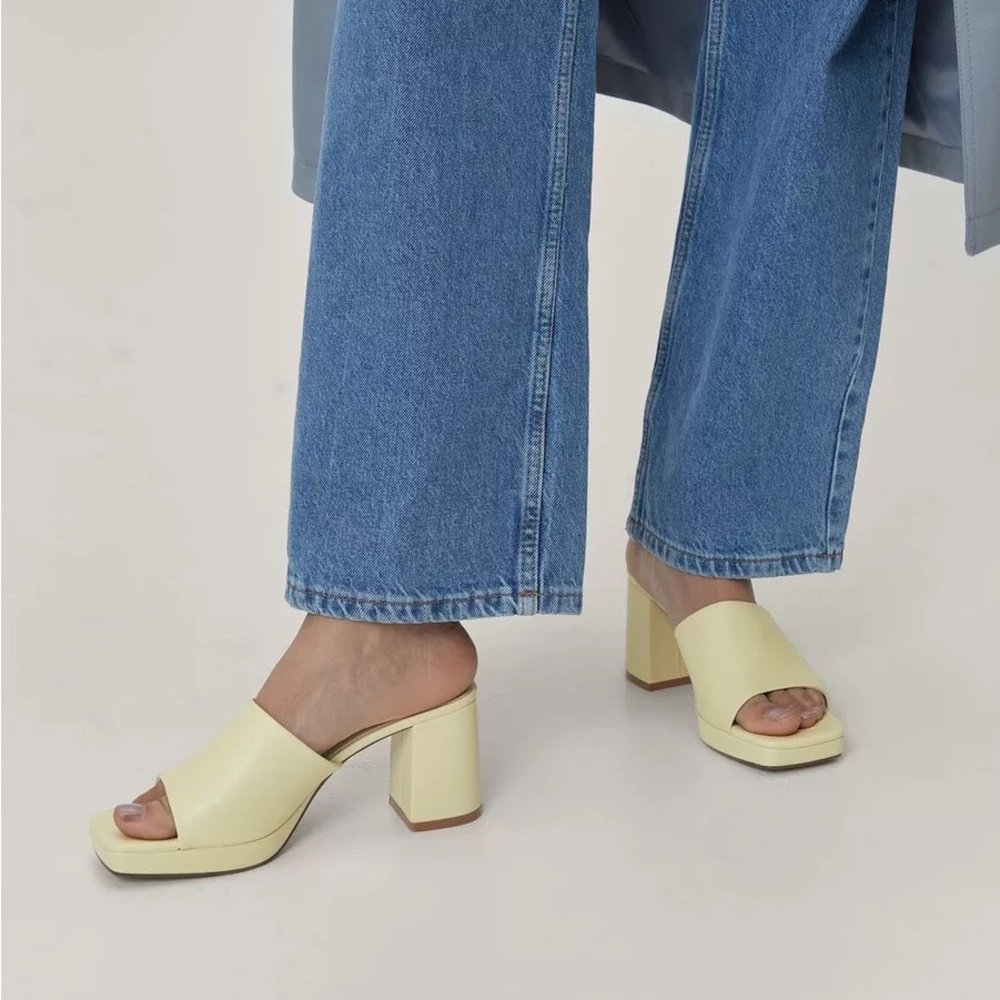 SOLD Nasty Gal - Faux Leather Platform Square Toe Mules size 6